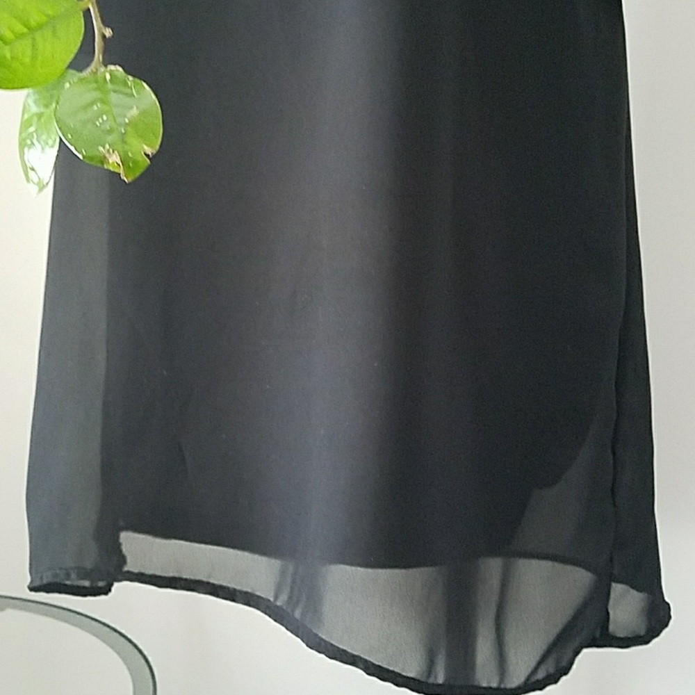 Leopard Ruffle Back Chiffon Dress - Picture 4 of 8